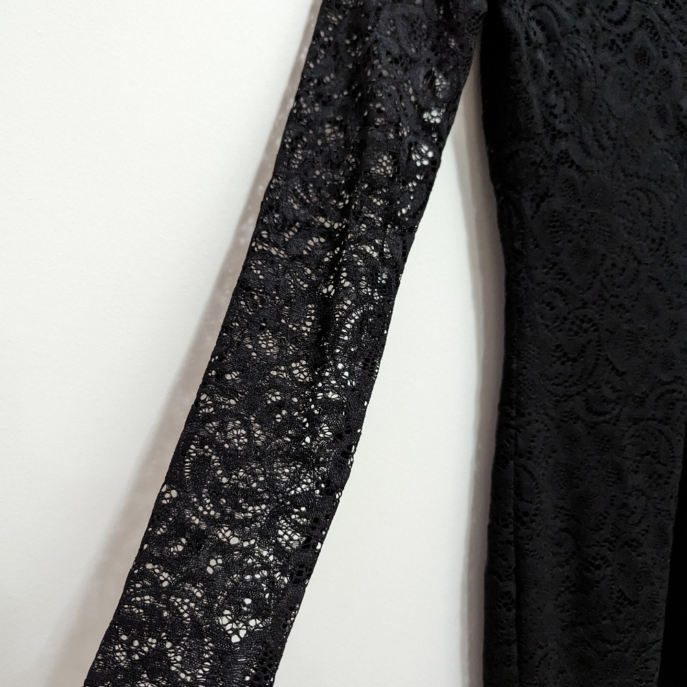 LIKE NEW ⭐Dynamite Full Lace Dress Women's Size XS - Picture 5 of 8